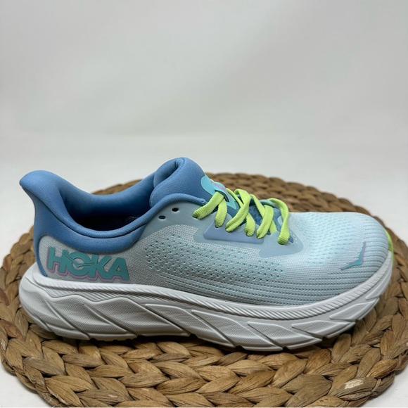 Hoka Shoes - HOKA ONE Arahi 7 Running Shoes Illusion Dusk Size 6 Women's